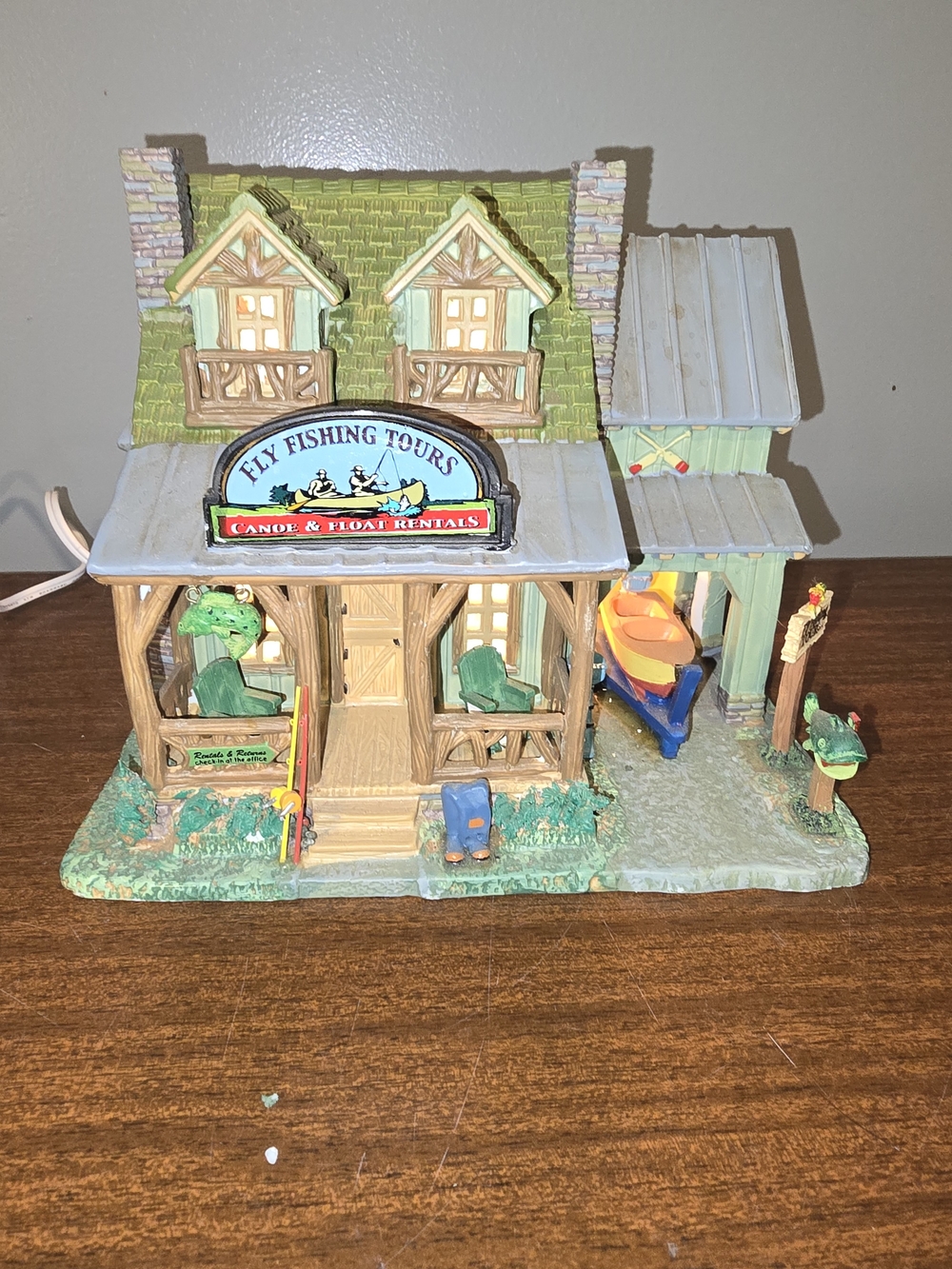 Lemax Christmas Village Fly Fishing Tours 2010 Vail Retired + Light #05033